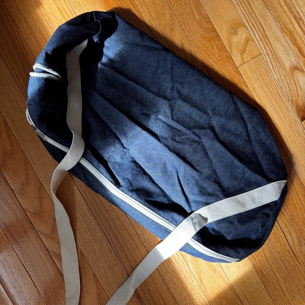 Gym & Juice Navy Canvas Duffel Bag with Cream Straps